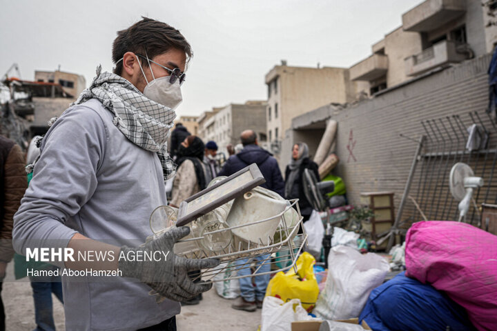 گروه‌های جهادی، پای کار بازسازی مناطق آسیب دیده در جنگ