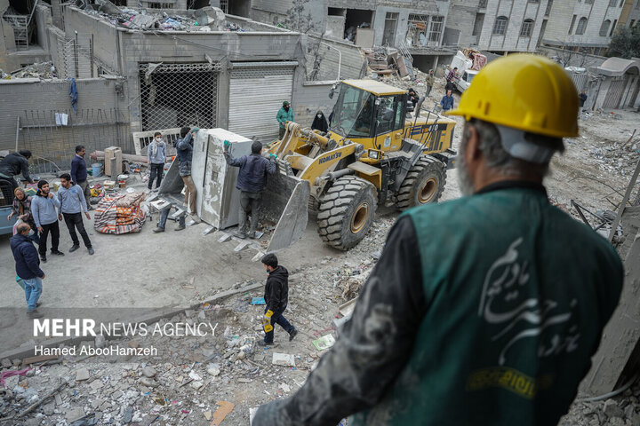 گروه‌های جهادی، پای کار بازسازی مناطق آسیب دیده در جنگ