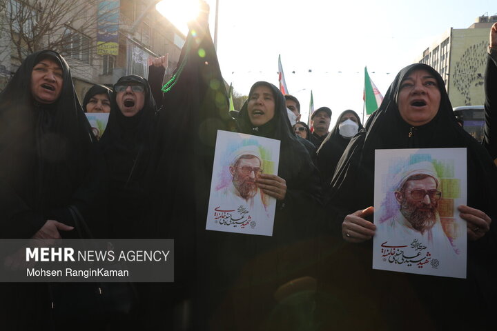 مراسم بیعت با سومین رهبر انقلاب اسلامی در تهران