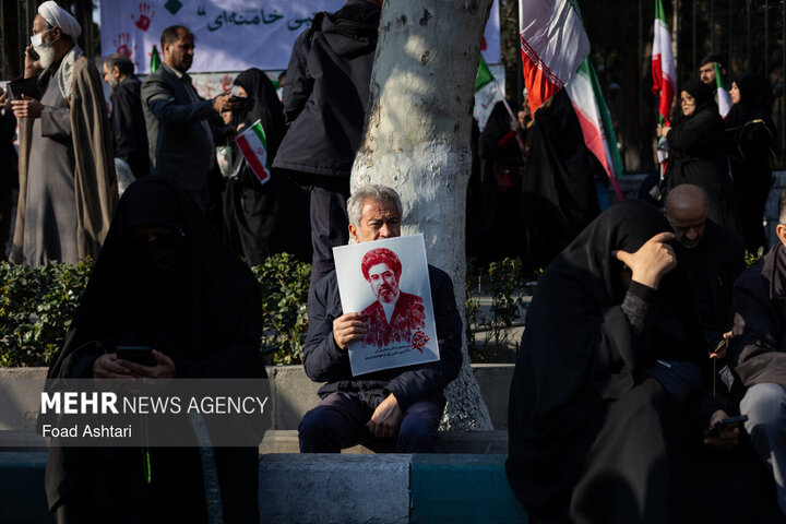 مراسم بیعت با سومین رهبر انقلاب اسلامی در تهران
