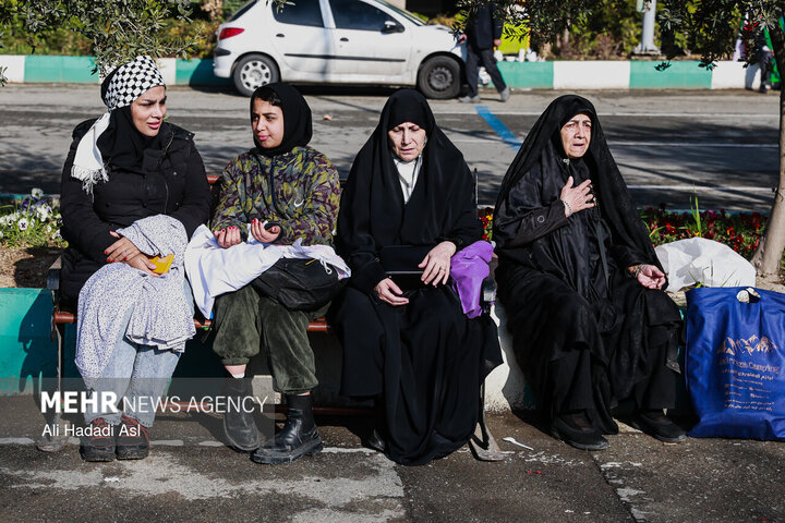 اقامه نماز عید سعید فطر  در مصلای تهران 