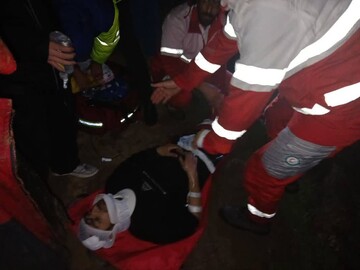 نجات جان یک فرد گرفتار شده در ارتفاعات «هفت‌حوض» سلسله