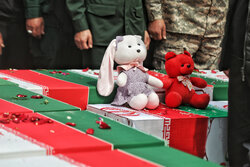 هنرمندان آذربایجان غربی پای انقلاب؛روایت حماسه و مقاومت ملت در میدان