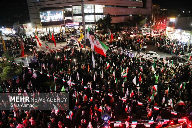 مشهد در بیست و پنجمین شب اجتماعات خودجوش مردمی