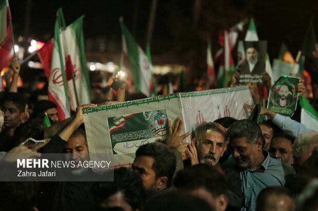 تشییع و تدفین شهید رسانه ملی «عباس فرزاد» در بندرعباس