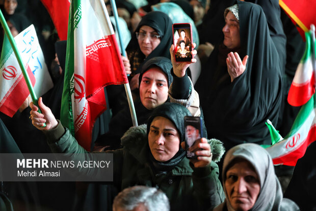 حضور باشکوه زنجانی‌ها در صحنه دفاع از حریم وطن