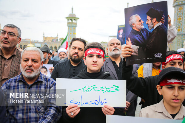 تشییع پیکر دانش‌آموز شهید محمدحسین دهقان در قم