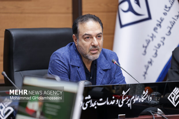 بازدید معاون  وزیر بهداشت از مراکز درمانی بوشهر