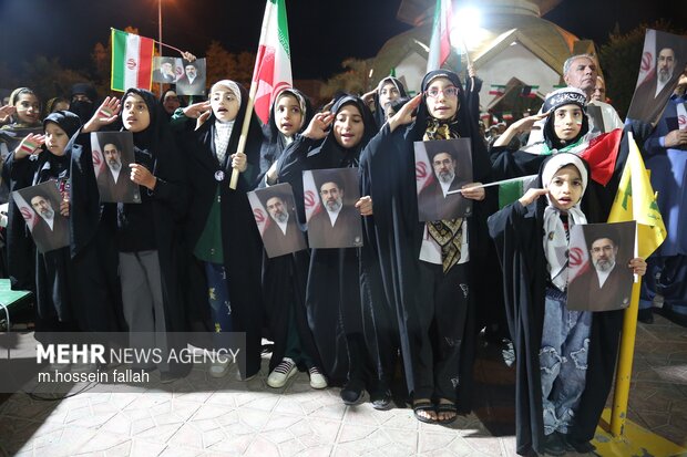 اجتماع مردم «ایرانشهر» در حمایت از ایران