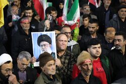 شاهرود «هَیْهَاتَ مِنَّا الذِّلَّة» را فریاد زد