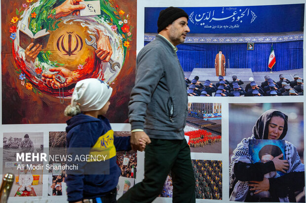 نمایشگاه «روایت یک نگاه» در مشهد