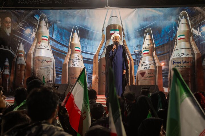 سخنرانی مدیرکل تبلیغات اسلامی خراسان رضوی در جمع مردم مشهد