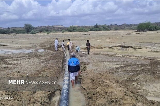 آبرسانی به ۹۰ روستای تفتان به زودی تکمیل می شود