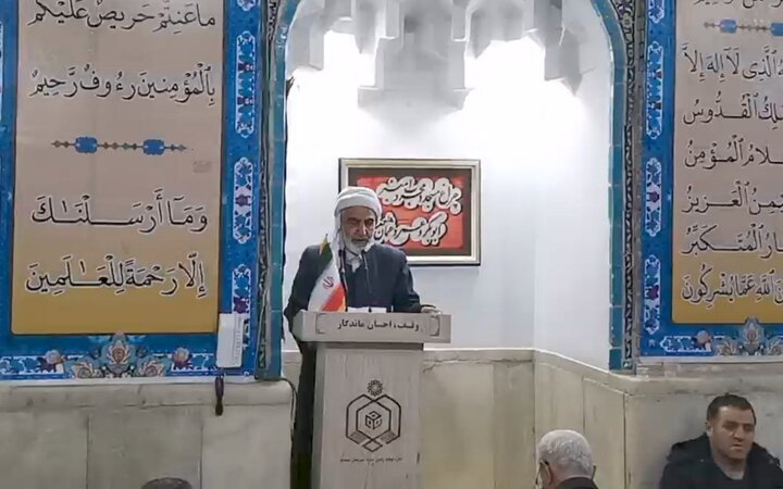 امام جمعه سنندج: وحدت ملی دشمن را ناکام گذاشته است