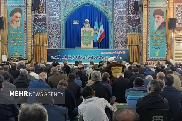 آیت‌الله صفایی بوشهری: خاک بوشهر گورستان متجاوزان است