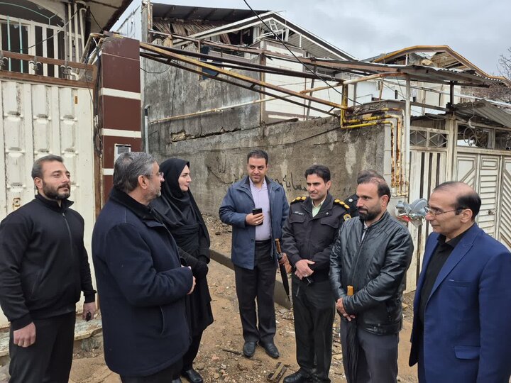 بازدید استاندار لرستان از محله‌ مورد حمله دشمن صهیونی آمریکایی