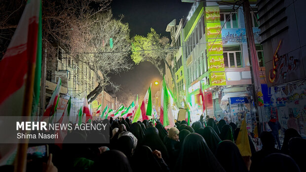 اجتماع حمایت از رزمندگان در مقابله با دشمن آمریکایی - صهیونی