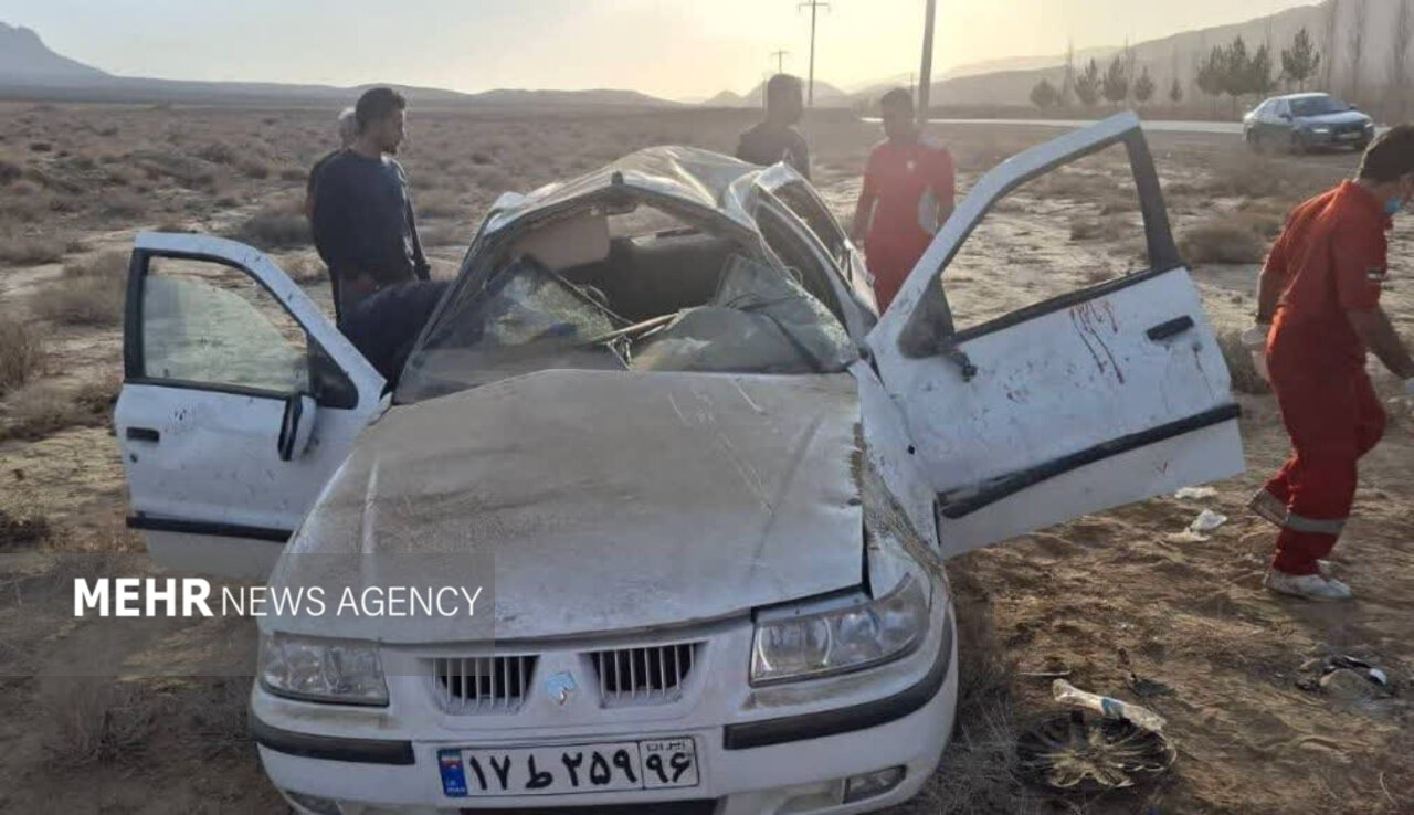 واژگونی سمند در جاده آرادان به سرخه با ۳ مصدوم