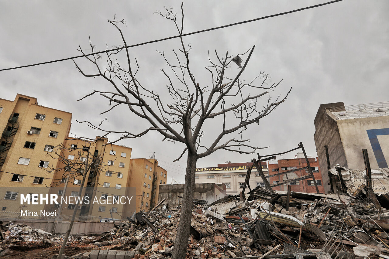 بازسازی منازل آسیب دیده از نخستین روز جنگ در حال اجراست