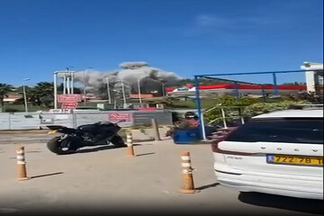 İşgal altındaki Filistin’in merkezine füze saldırısı: 7 Siyonist yaralandı(+video)