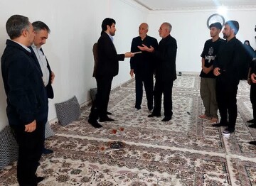 دیدار مسئولان بنیاد شهید لرستان با خانواده شهیدان «قلی‌پور و الیاسی»