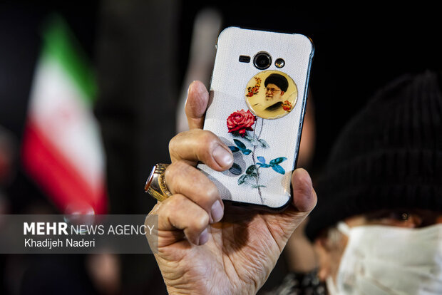 مردم شمال تهران در گفتگو با مهر از هدف حضورشان در تجمعات گفتند