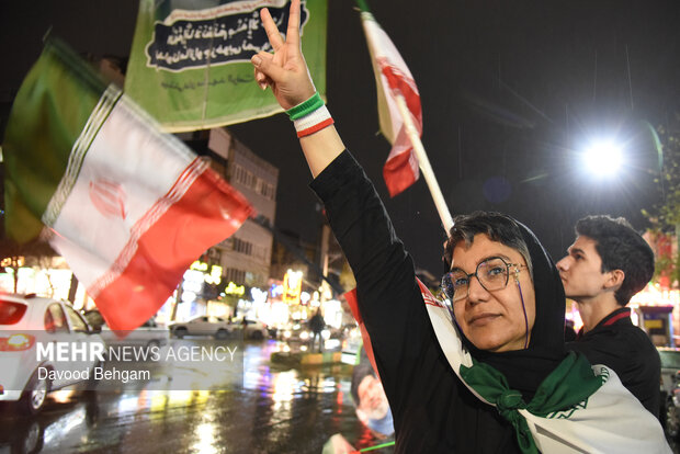 قرار شبانه مردم مشهد در شب چهل و یکم