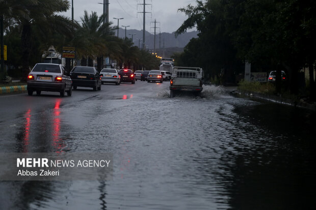 آبگیری سدهای مشهد از طریق باران های سیلابی انجام می‌شود