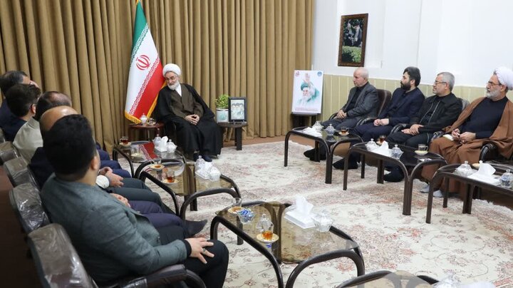 آیت الله فلاحتی: مسئولان برای حل مشکلات مردم همدل باشند