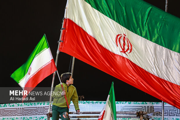 اجتماع حمایت از رزمندگان در مقابله با دشمن آمریکایی - صهیونی