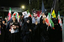 تشییع نمادین شهید جوان بحرینی در قم