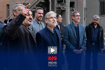 بازدید وزیر علوم از محل اصابت پرتابه‌های دشمن در دانشگاه علم و صنعت