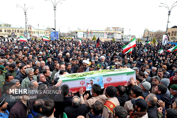 تشییع شهید مهدی مرادی در همدان