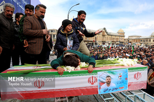 تشییع شهید مهدی مرادی در همدان