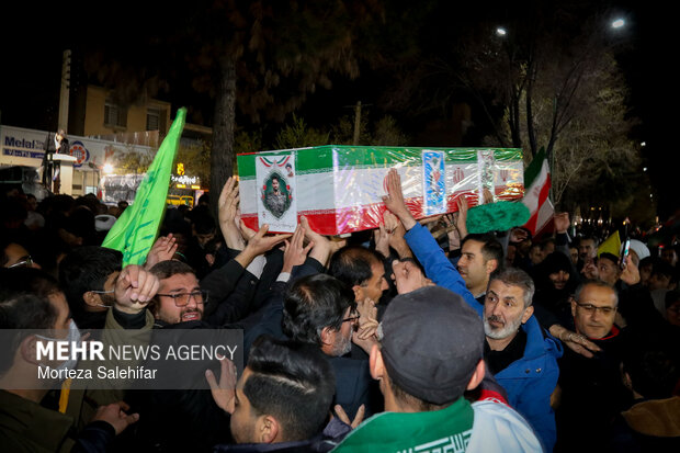تشییع ناوسالار یکم شهید وردنجانی در شهرکرد