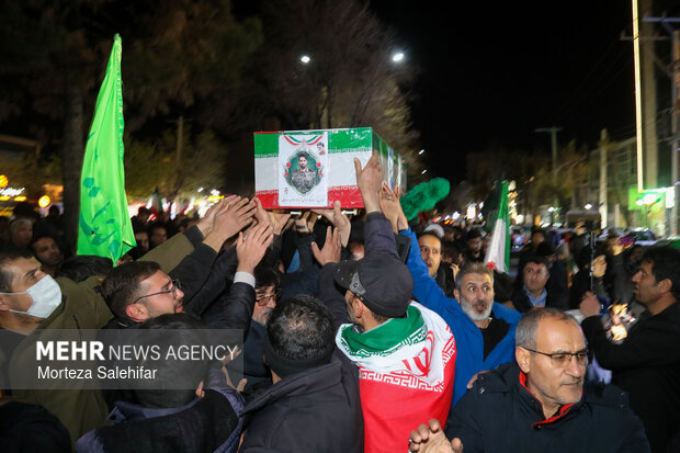 تشییع ناوسالار یکم شهید وردنجانی در شهرکرد