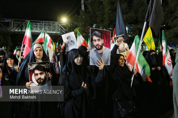 پژواک «هیهات منا الذله» در خاستگاه انقلاب؛ روایت همبستگی در شبی دیگر