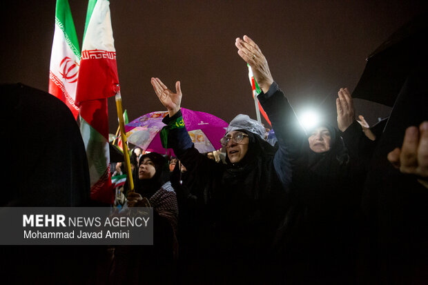 مراسم وداع با شهدای نجف آباد در قزوین