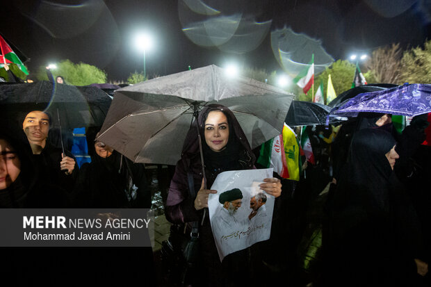 مراسم وداع با شهدای نجف آباد در قزوین