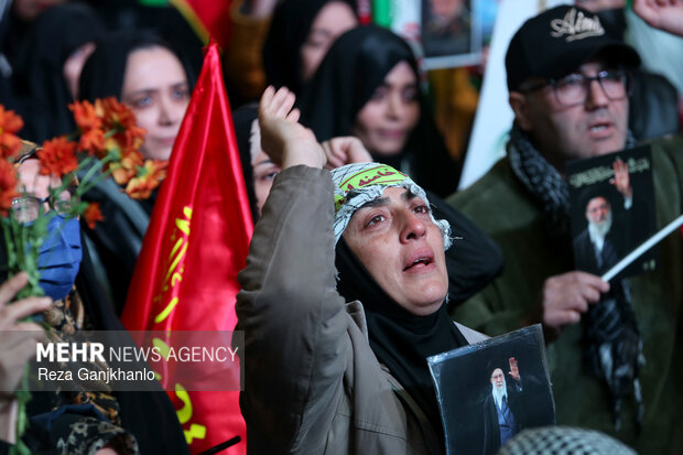 اجتماع حمایت از رزمندگان در مقابله با دشمن آمریکایی - صهیونی