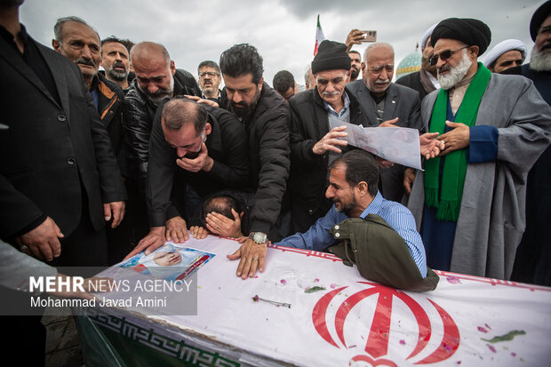 تشیع پیکر6 شهید حملات آمریکایی صهیونی در قزوین