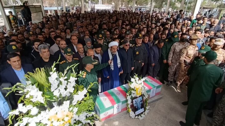 تشییع باشکوه شهید «محمد بیاتی پیردوستی» در کوهدشت