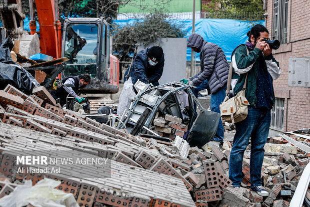 US-Israeli attacks on Tehran University of Science & Tech.
