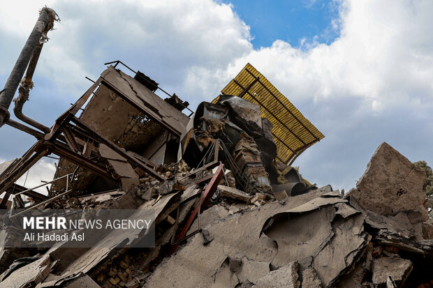 US-Israeli attacks on Tehran University of Science & Tech.
