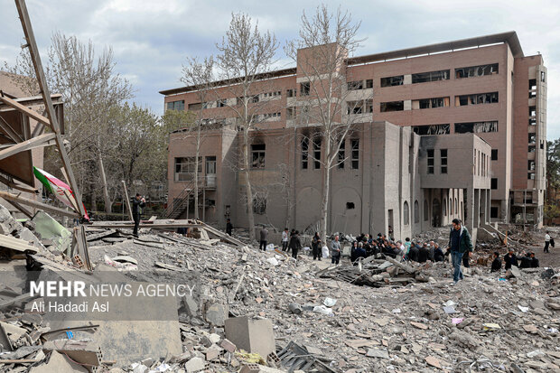 US-Israeli attacks on Tehran University of Science & Tech.
