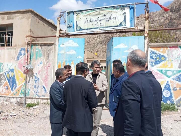 لزوم تسریع در روند بازسازی مدارس آسیب‌دیده در جریان حملات دشمن