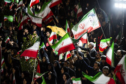 استقبال از پیکر مطهر شهدای امروز در تجمع مردم خمینی شهر