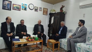 شهدا سرمایه‌های انقلاب و ستون‌های اقتدار ایران هستند