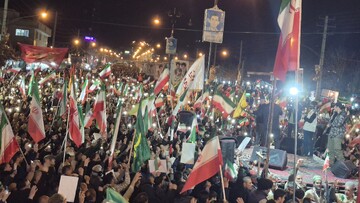برگزاری مراسم خطبه عقد زوج یاسوجی در تجمع شبانه