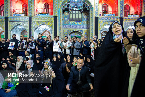 گرامیداشت شهدای خبرنگار در حرم مطهر رضوی